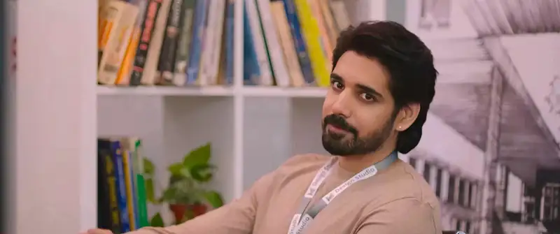 Download No ParkingHindi Dubbed Movie WeB DL 480p [500MB] | 720p [900MB] | 1080p [3GB] screenshot 1