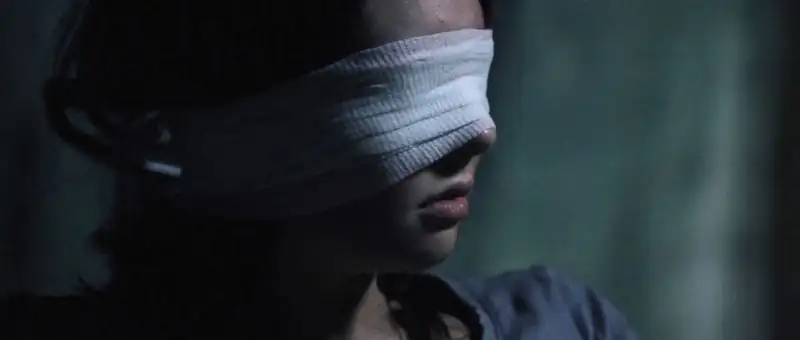 download talon falls (2017) dual audio {hindi-english} 480p [300mb] | 720p [800mb] | 1080p [1.4gb]