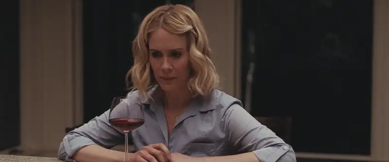 download martha marcy may marlene (2011) {english with subtitle} 480p [300mb] | 720p [800mb] | 1080p [2.3gb]