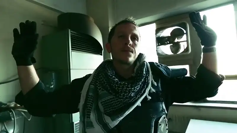 download ghost source zero (2017) dual audio {hindi-english} 480p [300mb] | 720p [900mb] | 1080p [1.8gb]