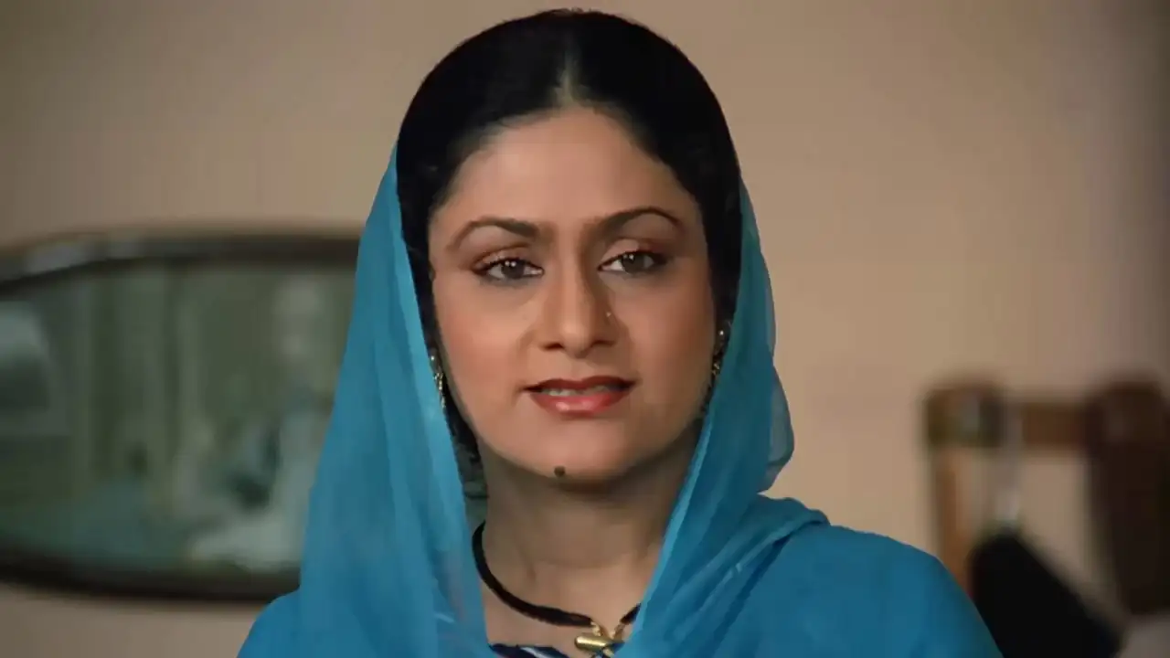 Download AmritHindi Full Movie WEB DL 480p [400MB] | 720p [1.2GB] | 1080p [3.2GB] screenshot 1