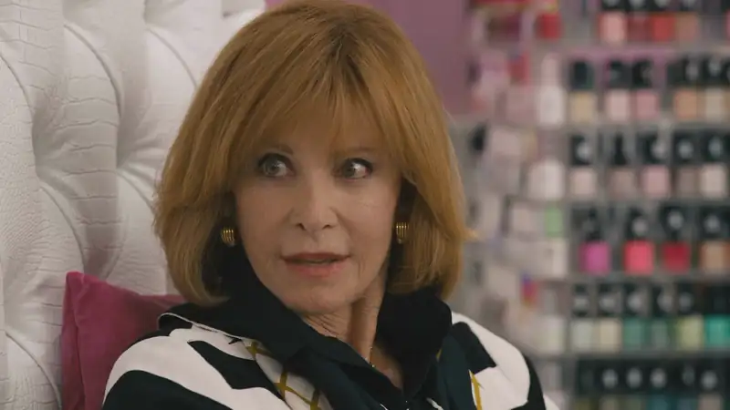 download on the verge (season 1) dual audio [hindi-english] complete netflix web series 480p [80mb] | 720p [190mb]