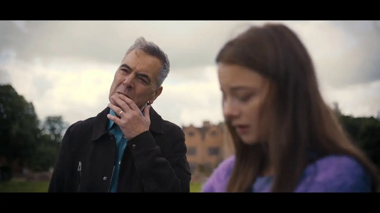 Download Run AwaySeason 1 Dual Audio {Hindi English} Complete NetFlix WEB Series 480p | 720p | 1080p WEB DL screenshot 5