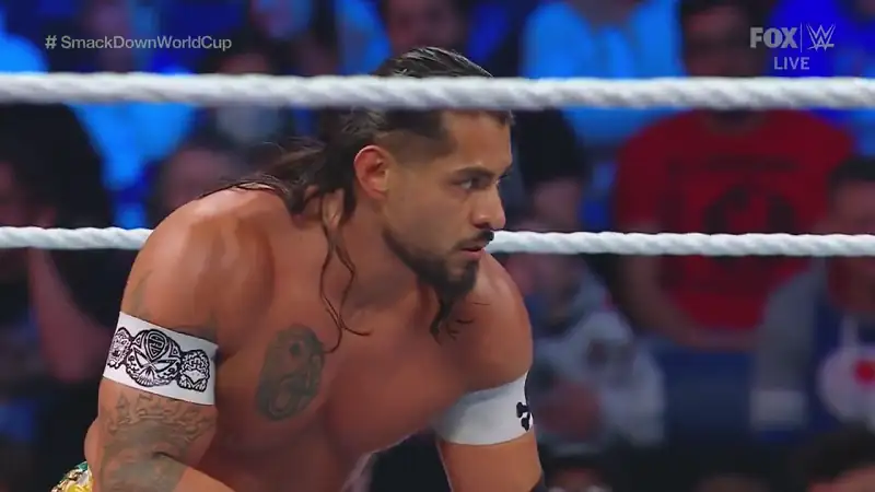 Download WWE Friday Night SmackDown – 2th DecemberEnglish Full WWE Show 480p [400MB] | 720p [870MB] screenshot 5