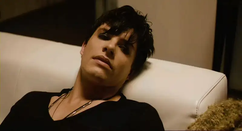 download plush (2013) {english with subtitles} full movie bluray 480p [400mb] | 720p [750mb] | 1080p [1.5gb]