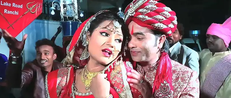 Download DilbarHindi Full Movie 480p [450MB] | 720p [1GB] screenshot 5