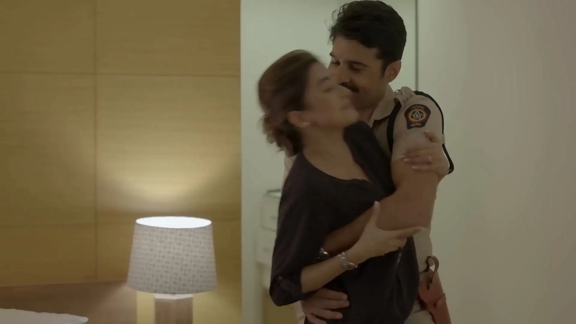 Download Naxalbari : Thok Ke BadlaSeason 1 Hindi Complete ZEE5 WEB Series 480p | 720p HDRip screenshot 3