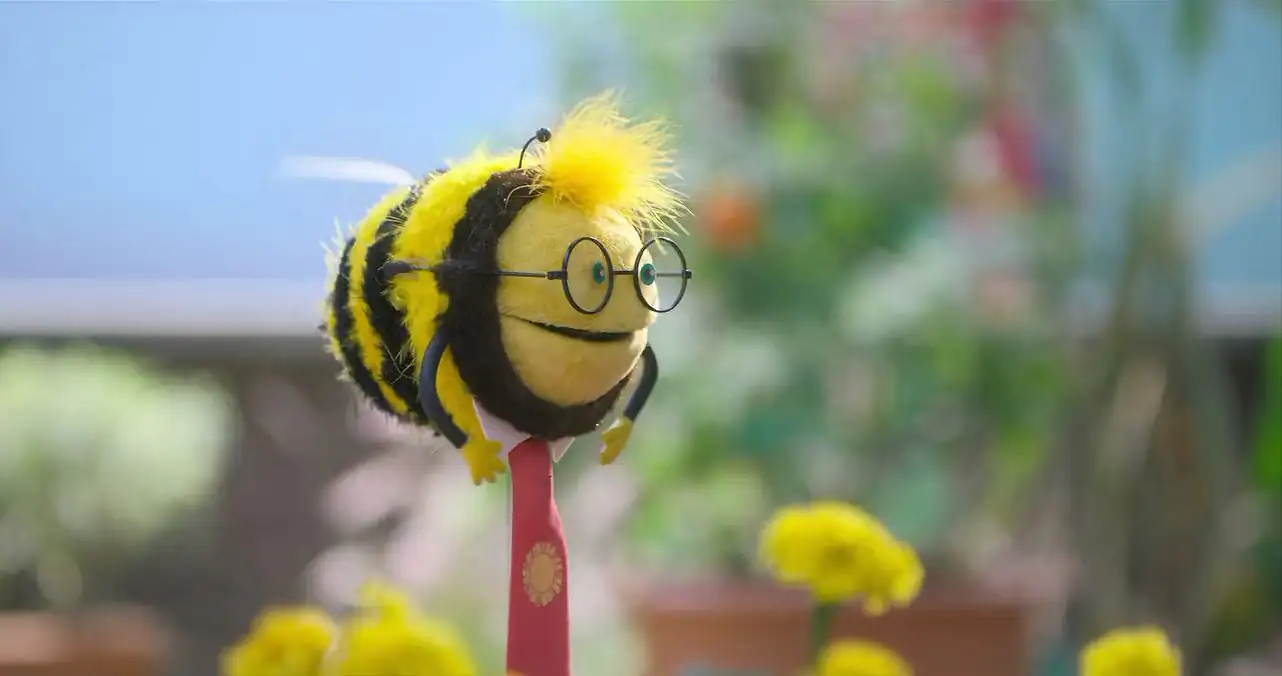 download waffles + mochi (season 1) dual audio [hindi-english] complete netflix web series 480p [800mb] | 720p [1.5gb]