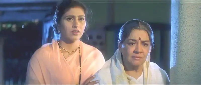 Download Kuch Tum Kaho Kuch Hum KaheinHindi Full Movie WEB DL 480p [500MB] | 720p [1GB] | 1080p [3.6GB] screenshot 2