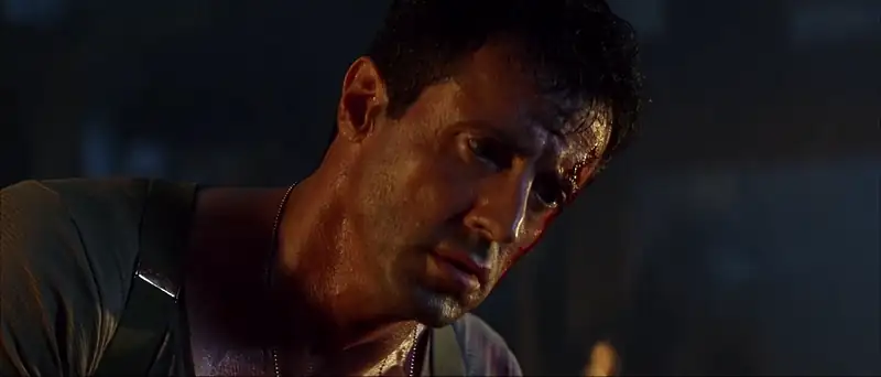 download judge dredd (1995) bluray {english with subtitles} full movie 480p [350mb] | 720p [700mb]