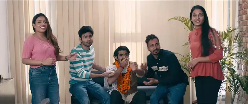 Download DJ Wale BabuHindi Dubbed Full Movie WEB DL 480p [750MB] | 720p [1.1GB] | 1080p [3.6GB] screenshot 2