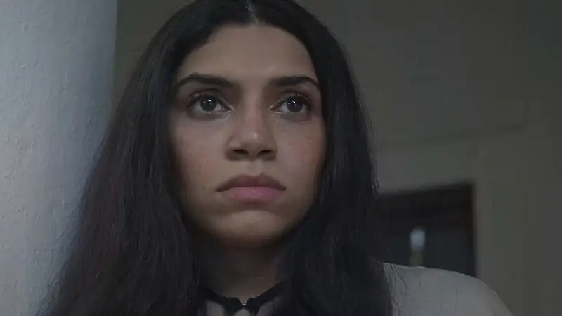 Download Murder In Agonda Season 1Hindi Complete Amazon MiniTV Web Series 480p | 720p | 1080p WEB DL screenshot 5