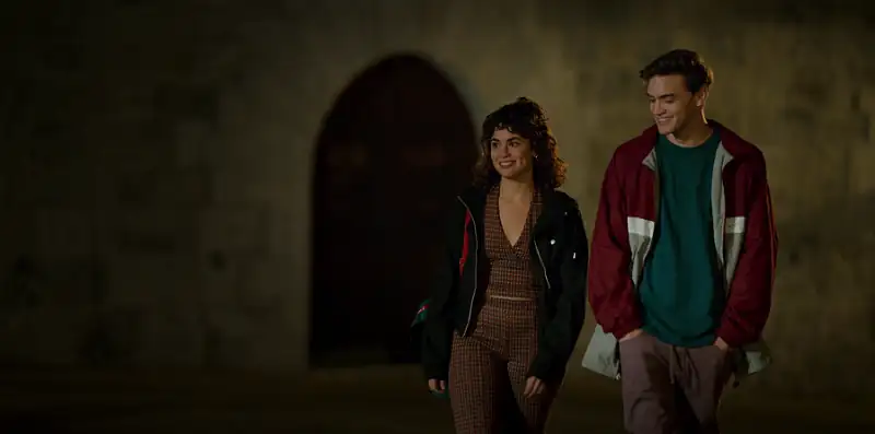 download you’re nothing special (2022) season 1 dual audio {english-spanish} | 720p hevc [300mb] web-dl