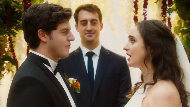 download dating & new york (2021) web-dl dual audio {hindi-english} 480p [330mb] | 720p [920mb] | 1080p [2gb] full-movie