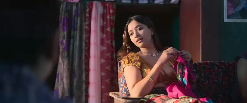 Download India Lockdown – ZEE5 Original (2022 Hindi Full Movie) WEB DL 480p [450MB] | 720p [700MB] | 1080p [1.7GB] screenshot 5