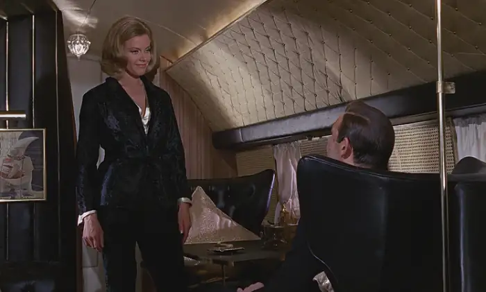 Download GoldfingerDual Audio {Hindi English} 480p [300MB] | 720p [1GB] | 1080p [2GB] | 2160p [14GB] screenshot 3