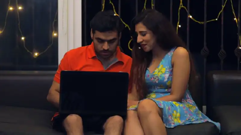 Download Pandeyji Zara SambhalkeSeason 1 Hindi Complete MX Original WEB Series 480p | 720p WEB DL screenshot 2