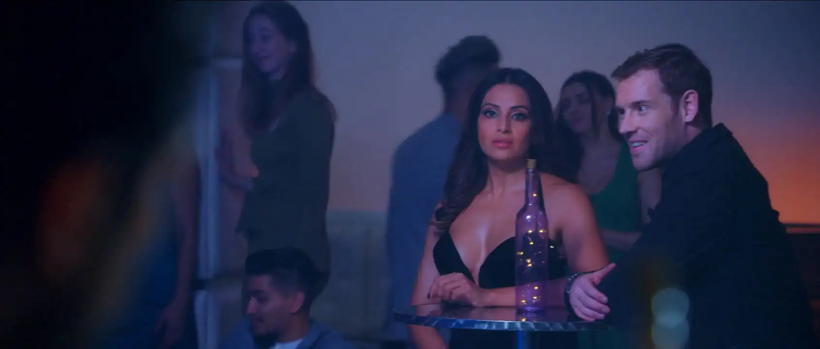 Download DangerousSeason 1 Hindi Complete MX Original WEB Series 480p | 720p HD screenshot 1