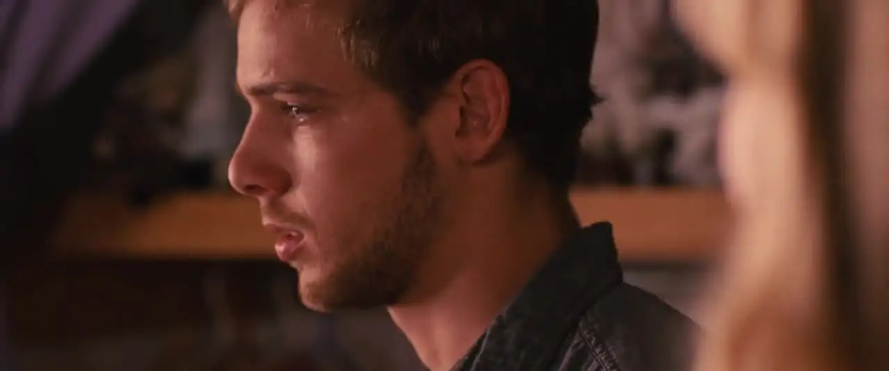 download house at the end of the street (2012) dual audio [hindi-english] web-dl 480p [320mb] | 720p [1gb]