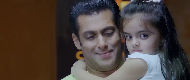 Download Jai HoBluRay Hindi Full Movie 480p [400MB] | 720p [1.2GB] | 1080p [4GB] screenshot 1