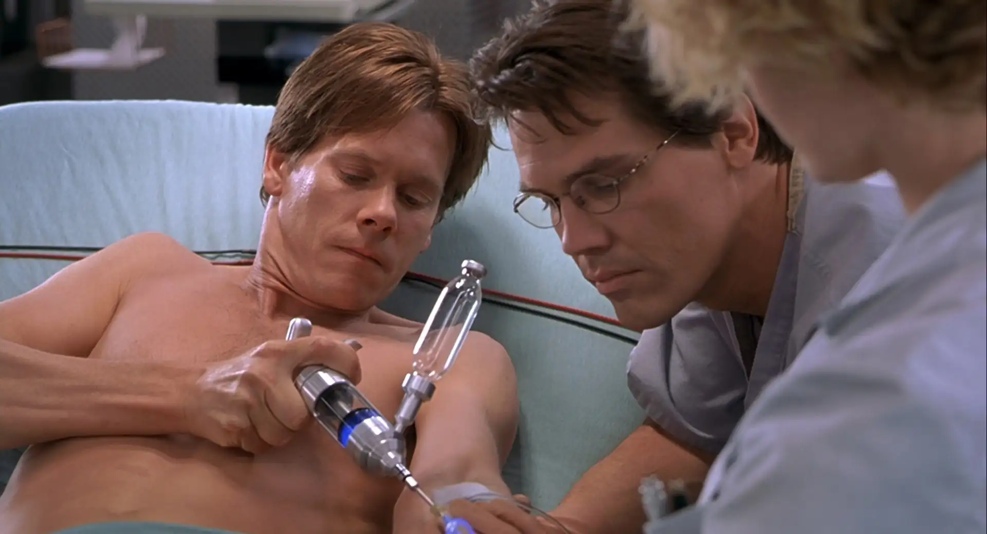 download hollow man (2000) dual audio {hindi-english} 480p [350mb] | 720p [1gb]