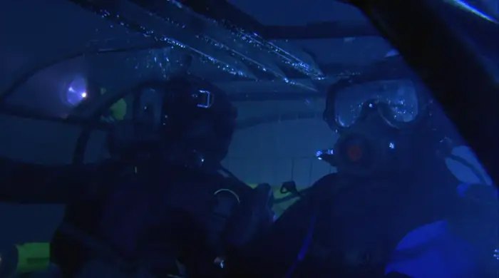 download shark attack 2 (2000) dual audio {hindi-english} 480p [350mb] | 720p [1gb] | 1080p [1.6gb]