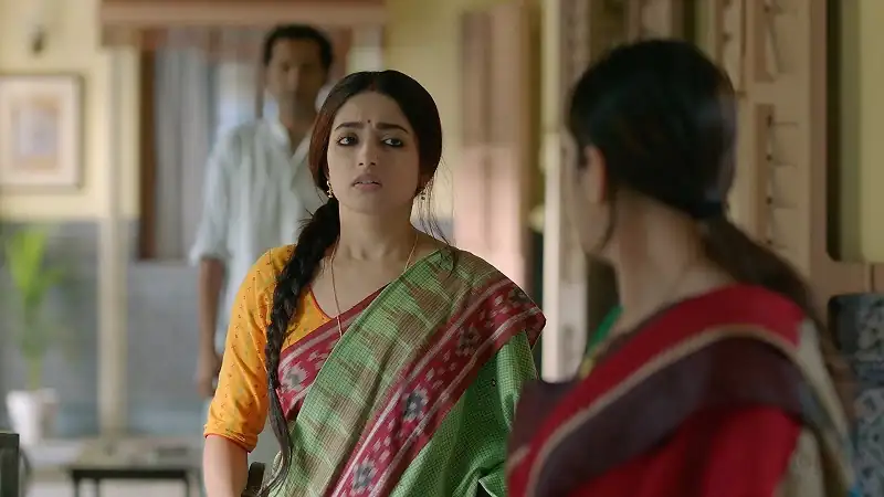 Download Indu / Indrani (Season 1 – 3) Hindi Complete Hoichoi Original WEB Series 480p | 720p | 1080p WEB DL screenshot 3