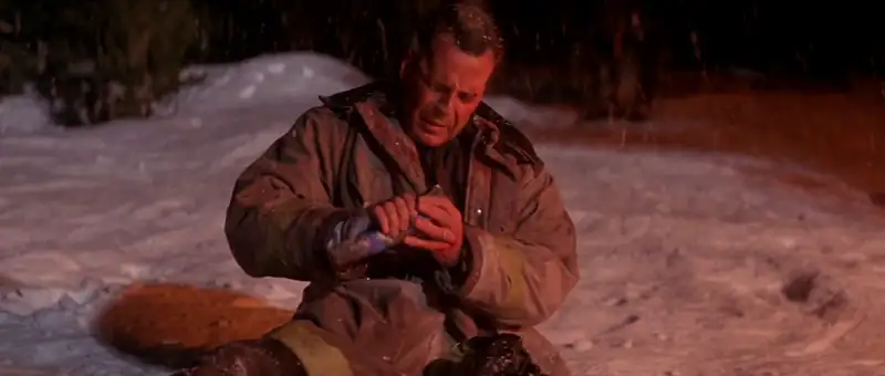 download die hard 2 (1990) dual audio {hindi-english} 480p [300mb] | 720p [1.2gb] | 1080p [4gb]