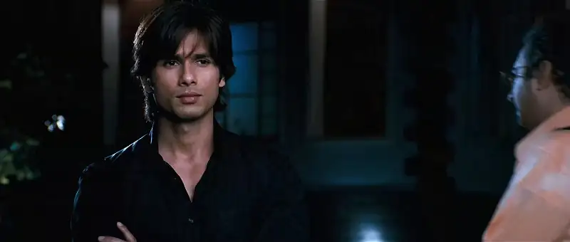 Download PaathshaalaHindi Full Movie WEB DL 480p [350MB] | 720p [1GB] | 1080p [3.1GB] screenshot 3