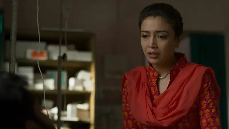 Download TrappedBluRay Hindi Full Movie 480p [350MB] | 720p [800MB] | 1080p [4GB] screenshot 2