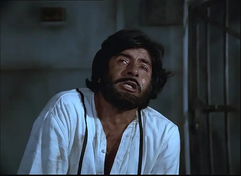 Download Andhaa KaanooHindi Full Movie WEB DL 480p [420MB] | 720p [1GB] | 1080p [3GB] screenshot 5