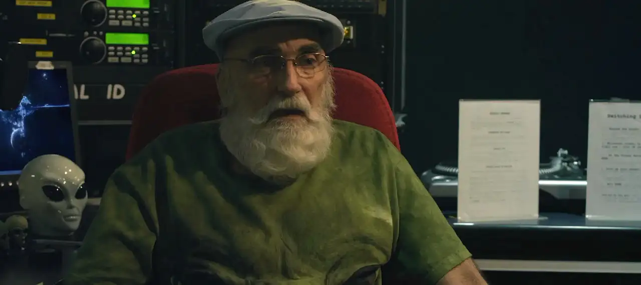 Download InfestationDual Audio [Hindi + English] WeB DL 480p [300MB] | 720p [900MB] | 1080p [1.6GB] screenshot 1