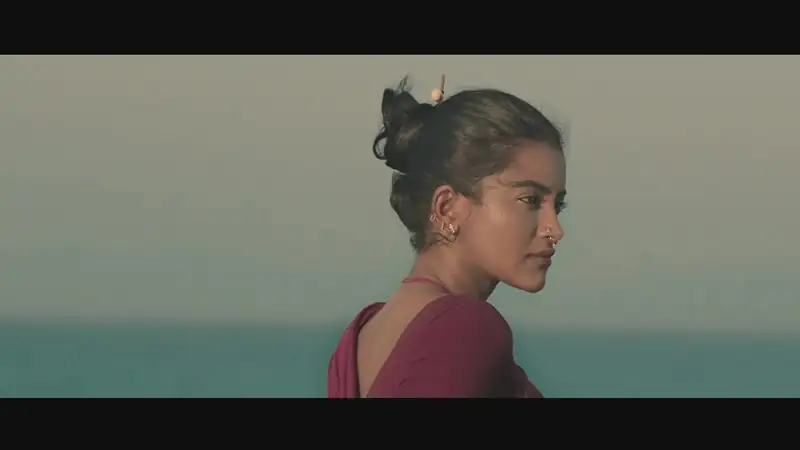 Download HawaHindi Full Movie WEB DL 480p [450MB] | 720p [900MB] | 1080p [2.8GB] screenshot 3