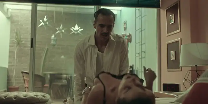 Download [18+] Dark Desire (Season 1) Dual Audio [Hindi Spanish] Complete Netflix Web Series 480p [100MB] | 720p [210MB] screenshot 3