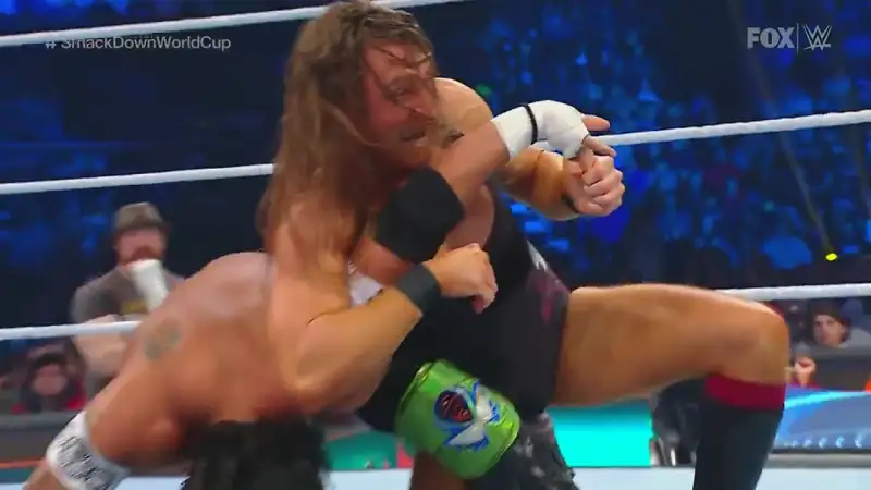 download wwe friday night smackdown - 25th november (2022) english full wwe show 480p [400mb] | 720p [800mb]