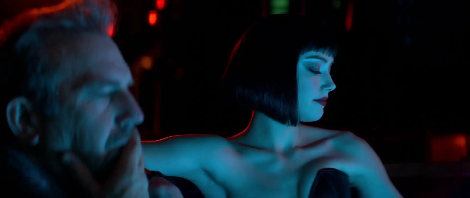 download 3 days to kill (2014) dual audio {hindi-english} 480p [400mb] | 720p [1gb] | 1080p [2gb]