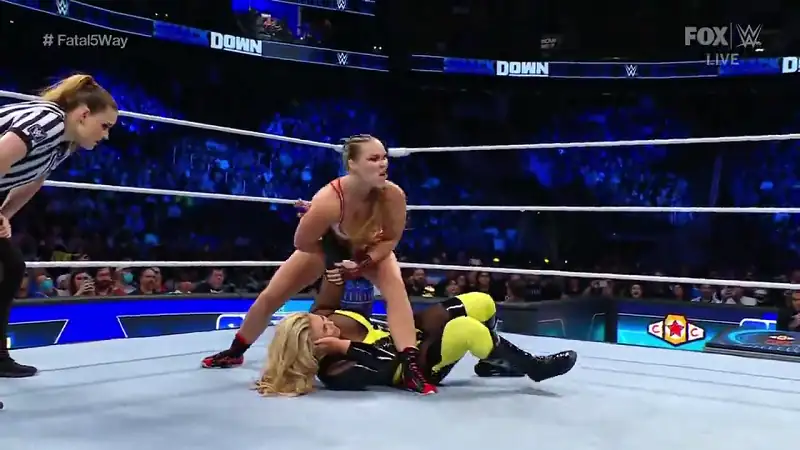 download wwe friday night smackdown 9th september (2022) english full wwe show 480p [450mb] | 720p [850mb]