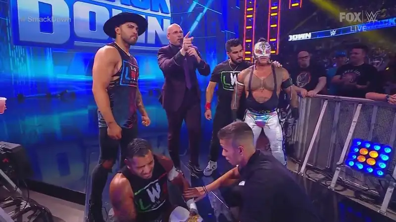 Download WWE Friday Night SmackDown – 11th AugustEnglish Full WWE Show 480p [430MB] | 720p [800MB] screenshot 5