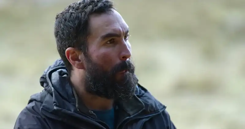 download outlast (2023) season 1 complete netflix original [english] web series 720p | 1080p web-dl