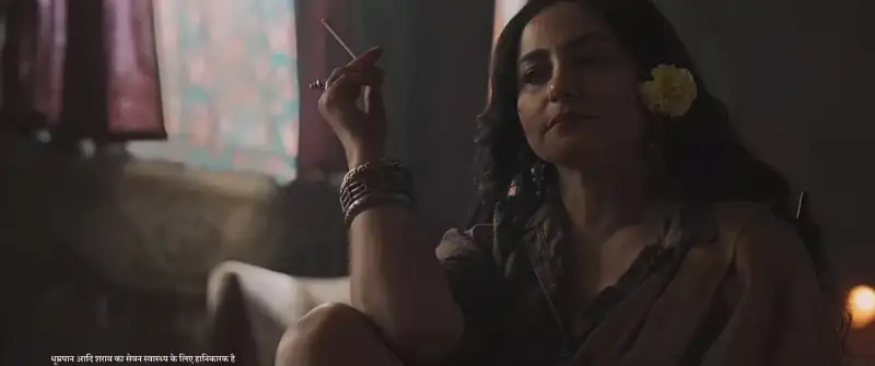 Download DhaakadWEB DL Hindi Full Movie 480p [400MB] | 720p [1.1GB] | 1080p [2GB] | 2160p 4K [4.6GB] screenshot 4