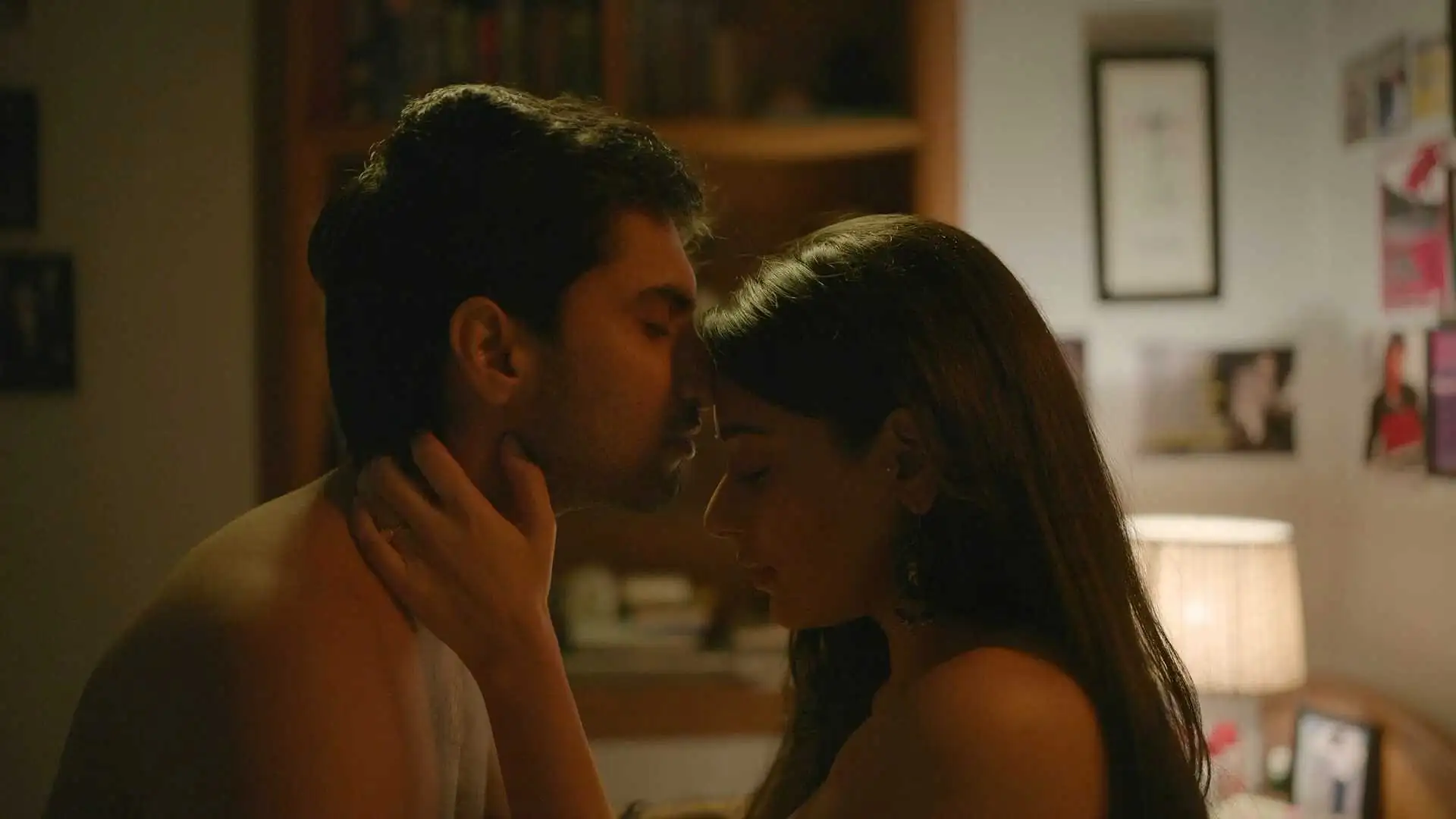 Download Love J ActionSeason 1 Hindi Complete SonyLiv Original WEB Series 480p | 720p HDRip screenshot 3