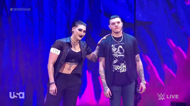 download wwe monday night raw - 10th october 2022 english full wwe show 480p [600mb] | 720p [1.2gb] hdrip