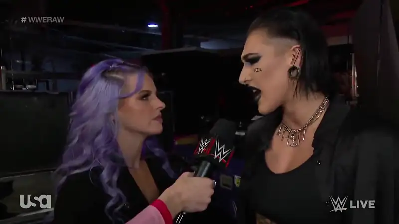 Download WWE Monday Night Raw – 9th JanuaryEnglish Full WWE Show 480p [550MB] | 720p [1.2GB] HDRip screenshot 3