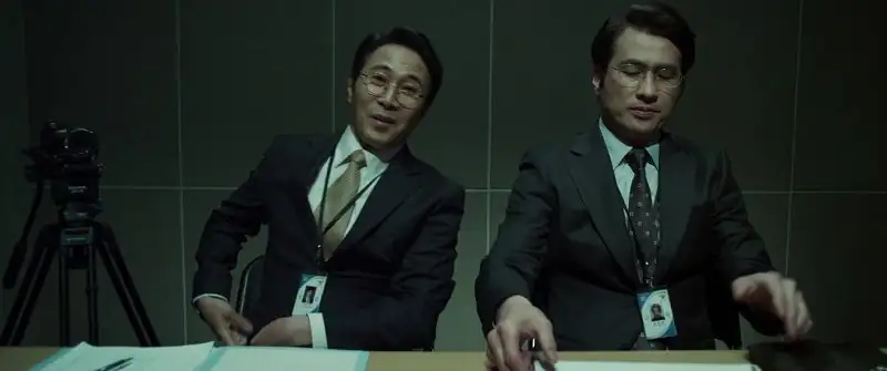 download veteran - beterang (2015) bluray dual audio {hindi-korean} full movie 480p [530mb] | 720p [1.2gb] | 1080p [2.4gb]