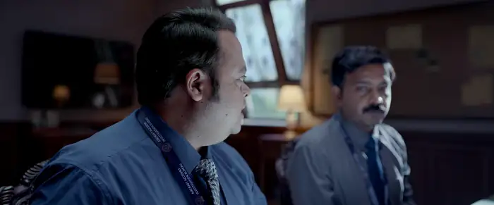 Download Runway 34WEB DL Hindi Full Movie 480p [400MB] | 720p [1.7GB] | 1080p [2.6GB] | 2160p [5.7GB] screenshot 3