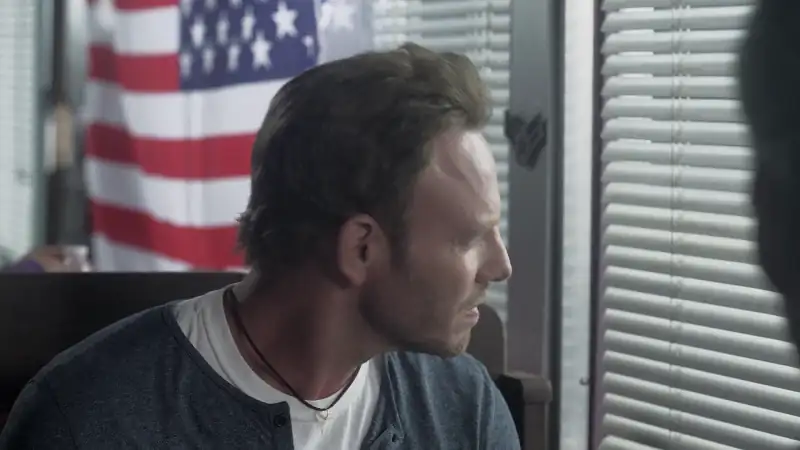 download sharknado 3: oh hell no! (2015) dual audio {hindi-english} extended bluray 480p [300mb] | 720p [850mb] | 1080p [2gb]