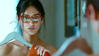 Download Julayi – Dangerous KhiladiDual Audio [Hindi ORG. + Talugu] Blu Ray 480p [550MB] | 720p [1.4GB] | 1080p [3.1GB] screenshot 3