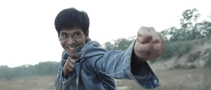 download defying chase (2018) dual audio [hindi-chinese] web-dl 480p [300mb] | 720p [900mb]