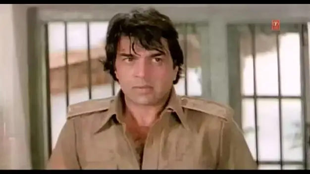 Download KartavyaHindi Full Movie WEB DL 480p [450MB] | 720p [1.4GB] screenshot 3