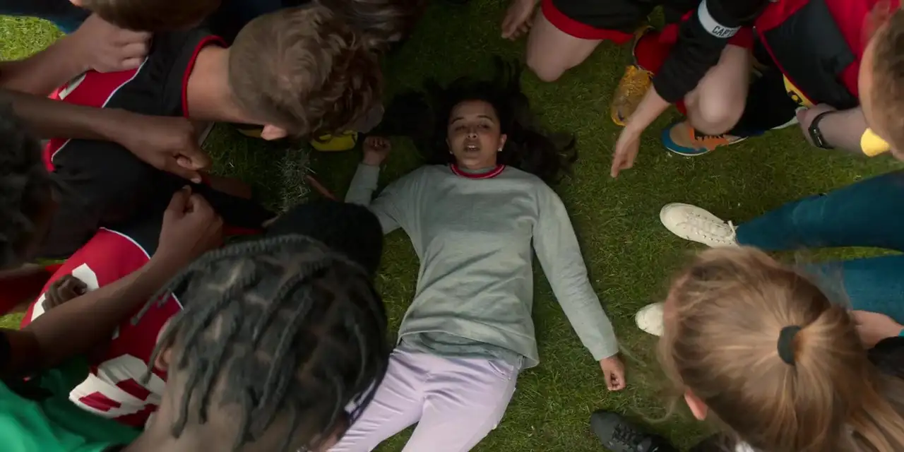 download the stranger season 1 hindi dubbed complete netflix web series 480p | 720p hd download the stranger season 1 hindi dubbed complete netflix web series 480p | 720p hd